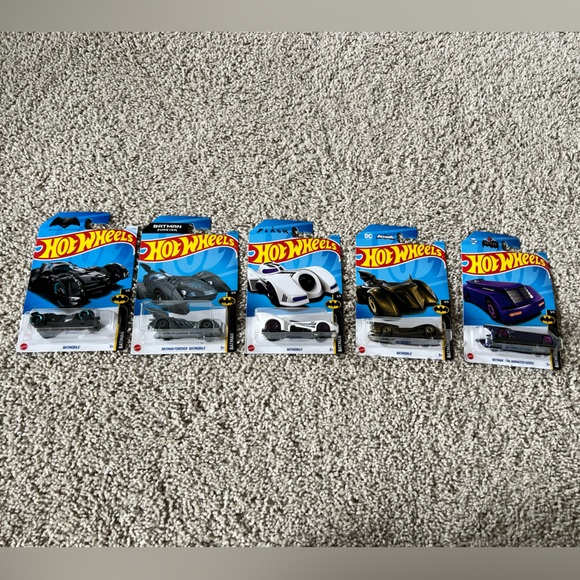 Hot Wheels Batman - Picture 1 of 7